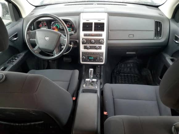 2010 Dodge Journey SXT z VIN 3D4PG5FV8AT140198, wystawiony jako Copart lot #80118575 z przebiegiem 212 976 mil mil oraz Szkoda całkowita • Salvage title. Historia ofert i sprzedaży dostępna na DreamBid. Obrazek 8.