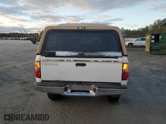2004 Toyota Tacoma с VIN 5TEWM72N14Z368726, выставлен на аукционе Copart как лот 86518755 с пробегом 209 320 миль миль и Чистый • Clean title. История ставок и продаж доступна на DreamBid. Изображение 6.
