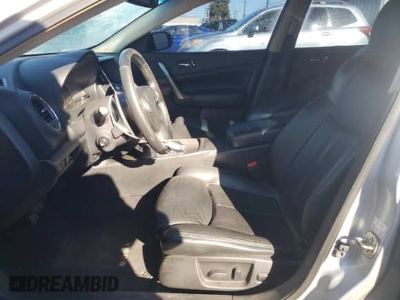 2014 Nissan Maxima SV with VIN 1N4AA5AP0EC449216, listed as a Copart auction lot 89532715 with 136,117 mi miles and Salvage title. Bid and sale history available at DreamBid. Image 7.