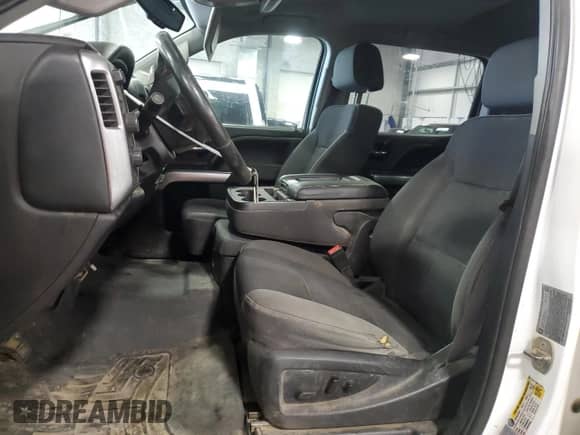 2015 Chevrolet Silverado 3500HD LT с VIN 1GC4KZC86FF132817, выставлен на аукционе Copart как лот 56493565 с пробегом 288 917 миль миль и Списание • Salvage title. История ставок и продаж доступна на DreamBid. Изображение 7.