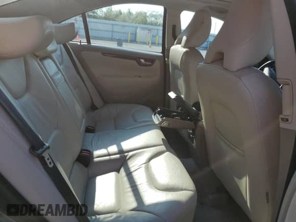 2008 Volvo S60 2.5T с VIN YV1RH592382693853, выставлен на аукционе Copart как лот 70544385 с пробегом 213 724 миль миль и Списание • Salvage title. История ставок и продаж доступна на DreamBid. Изображение 10.