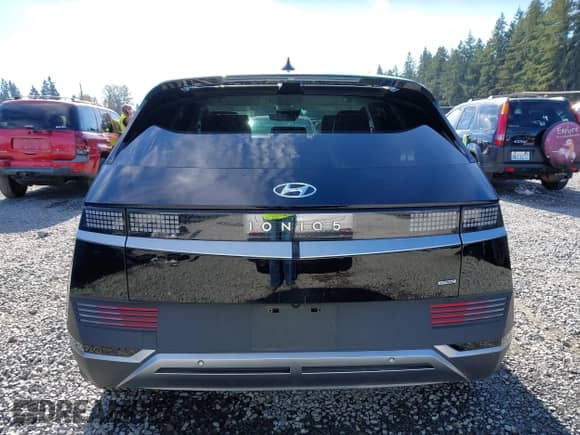 2023 Hyundai Ioniq 5 SEL with VIN KM8KNDAF3PU149909, listed as a IAAI auction lot 43453452 with 25,830 mi miles and . Bid and sale history available at DreamBid. Image 17.