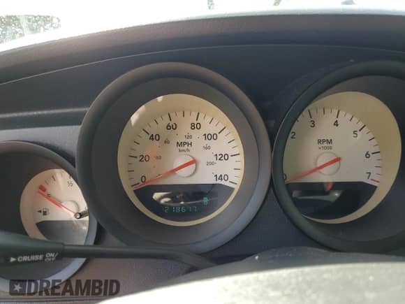 2007 Dodge Charger с VIN 2B3KA43G57H806199, выставлен на аукционе Copart как лот 73113332 с пробегом 218 677 миль миль и На запчасти • Non repairable. История ставок и продаж доступна на DreamBid. Изображение 9.