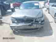 2006 BMW 7 Series 750Li z VIN WBAHN83516DT59611, wystawiony jako IAAI lot #42965466 z przebiegiem 155 896 mil mil oraz . Historia ofert i sprzedaży dostępna na DreamBid. Obrazek 6.