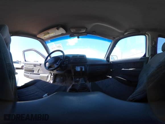 2000 Nissan Frontier XE с VIN 1N6ED26T1YC315114, выставлен на аукционе IAAI как лот 42076538 с пробегом 240 525 миль миль и . История ставок и продаж доступна на DreamBid. Изображение 18.