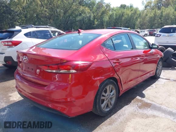 2017 Hyundai Elantra SE with VIN 5NPD84LF0HH022693, listed as a IAAI auction lot 43331958 with 95,779 mi miles and . Bid and sale history available at DreamBid. Image 4.