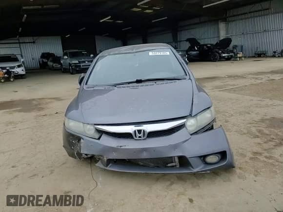 2010 Honda Civic с VIN 19XFA1E39AE037346, выставлен на аукционе Copart как лот 53279185 с пробегом 148 350 миль миль и Списание • Salvage title. История ставок и продаж доступна на DreamBid. Изображение 10.