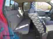 2006 Ford F-150 STX z VIN 1FTRX14WX6NA50648, wystawiony jako IAAI lot #43518643 z przebiegiem 177 536 mil mil oraz . Historia ofert i sprzedaży dostępna na DreamBid. Obrazek 8.