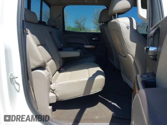 2014 Chevrolet Silverado 1500 LTZ z VIN 3GCUKSEJ0EG439324, wystawiony jako IAAI lot #42148611 z przebiegiem 176 409 mil mil oraz . Historia ofert i sprzedaży dostępna na DreamBid. Obrazek 8.