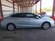 2018 Chevrolet Cruze LT z VIN 1G1BE5SMXJ7186753, wystawiony jako IAAI lot #43260167 z przebiegiem 52 458 mil mil oraz . Historia ofert i sprzedaży dostępna na DreamBid. Obrazek 13.