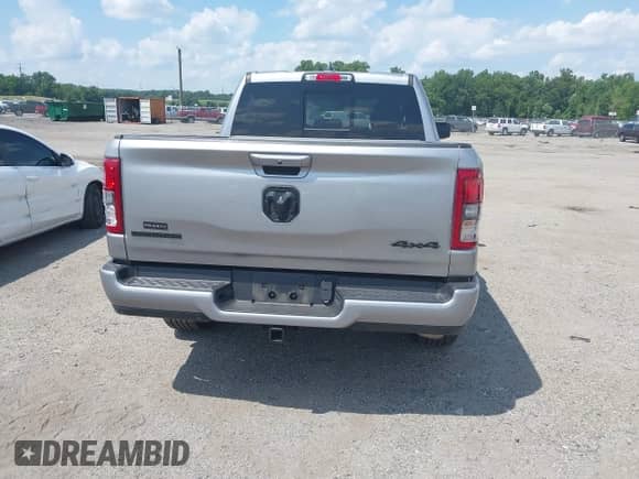 2022 Ram 1500 Big Horn z VIN 1C6RRFFG7NN401311, wystawiony jako IAAI lot #42803692 z przebiegiem 72 150 mil mil oraz . Historia ofert i sprzedaży dostępna na DreamBid. Obrazek 15.