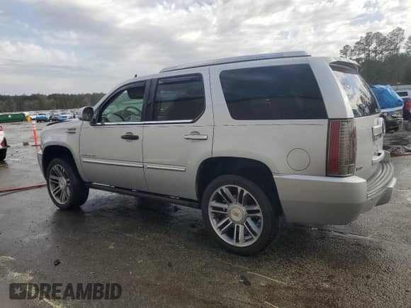 2012 Cadillac Escalade Premium с VIN 1GYS4CEF3CR250340, выставлен на аукционе Copart как лот 49500245 с пробегом 168 279 миль миль и Списание • Salvage title. История ставок и продаж доступна на DreamBid. Изображение 2.