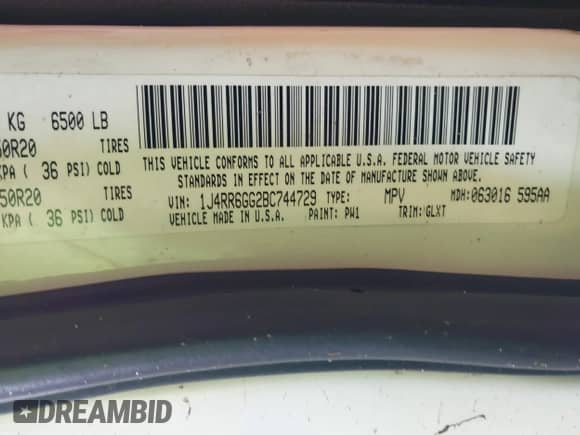 2011 Jeep Grand Cherokee Overland with VIN 1J4RR6GG2BC744729, listed as a IAAI auction lot 43163674 with 227,711 mi miles and . Bid and sale history available at DreamBid. Image 9.