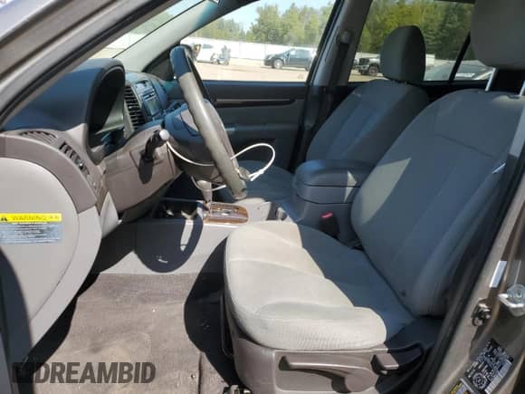 2012 Hyundai Santa Fe GLS с VIN 5XYZGDAG0CG165440, выставлен на аукционе Copart как лот 80657355 с пробегом 194 550 миль миль и Чистый • Clean title. История ставок и продаж доступна на DreamBid. Изображение 7.