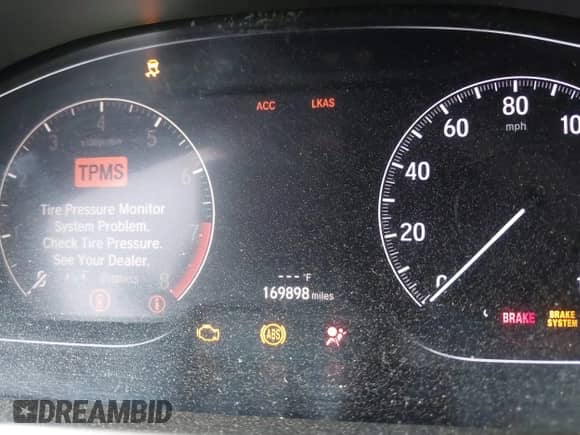 2018 Honda Accord Sport with VIN 1HGCV2F33JA053204, listed as a IAAI auction lot 42946660 with 169,898 mi miles and . Bid and sale history available at DreamBid. Image 14.