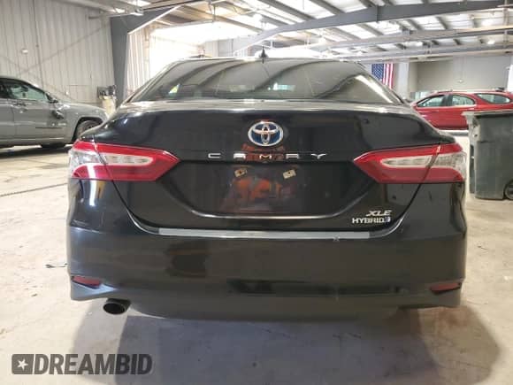 2019 Toyota Camry Hybrid LE z VIN 4T1B21HK7KU515521, wystawiony jako Copart lot #70407265 z przebiegiem 200 945 mil mil oraz Szkoda całkowita • Salvage title. Historia ofert i sprzedaży dostępna na DreamBid. Obrazek 6.