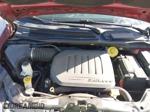 2019 Dodge Grand Caravan SE with VIN 2C4RDGBGXKR759584, listed as a IAAI auction lot 43447812 with 129,736 mi miles and . Bid and sale history available at DreamBid. Image 10.