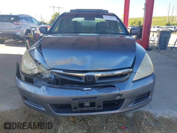 2007 Honda Accord EX-L с VIN 1HGCM56847A098788, выставлен на аукционе IAAI как лот 43320473 с пробегом 187 867 миль миль и . История ставок и продаж доступна на DreamBid. Изображение 12.