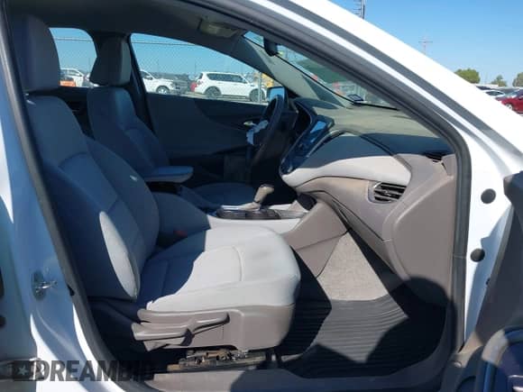 2016 Chevrolet Malibu LS с VIN 1G1ZB5ST5GF268533, выставлен на аукционе IAAI как лот 43294460 с пробегом 67 583 миль миль и . История ставок и продаж доступна на DreamBid. Изображение 5.