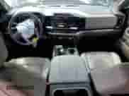 2023 GMC Sierra 1500 SLT z VIN 3GTUUDED1PG206250, wystawiony jako Copart lot #71008505 z przebiegiem 45 340 mil mil oraz Szkoda całkowita • Salvage title. Historia ofert i sprzedaży dostępna na DreamBid. Obrazek 8.