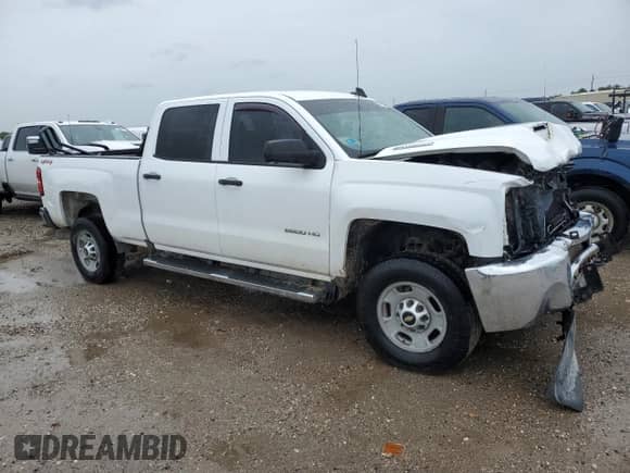 2017 Chevrolet Silverado 2500HD Work Truck z VIN 1GC1KUEY3HF224084, wystawiony jako Copart lot #71694455 z przebiegiem 132 441 mil mil oraz Nie do naprawy • Non repairable. Historia ofert i sprzedaży dostępna na DreamBid. Obrazek 4.