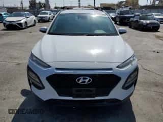 2020 Hyundai Kona SEL с VIN KM8K22AA2LU411351, выставлен на аукционе Copart как лот 81916705 с пробегом 126 665 миль миль и Списание • Salvage title. История ставок и продаж доступна на DreamBid. Изображение 5.
