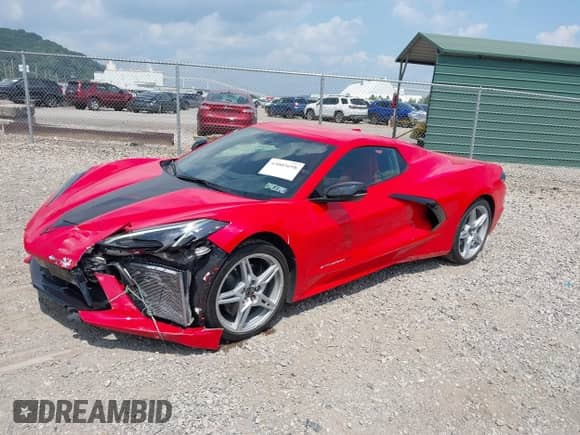 2024 Chevrolet Corvette 1LT z VIN 1G1YA3D48R5100600, wystawiony jako IAAI lot #43003698 z przebiegiem 4 720 mil mil oraz . Historia ofert i sprzedaży dostępna na DreamBid. Obrazek 2.