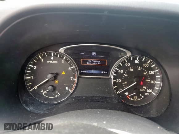 2018 Nissan Pathfinder S with VIN 5N1DR2MN5JC675413, listed as a Copart auction lot 63344525 with 201,699 mi miles and Clean title. Bid and sale history available at DreamBid. Image 9.