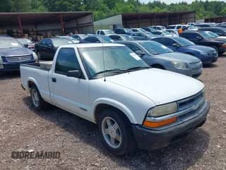 1998 Chevrolet S-10 LS с VIN 1GCCS1448W8144738, выставлен на аукционе IAAI как лот 42548832 с пробегом 174 878 миль миль и . История ставок и продаж доступна на DreamBid. Изображение 1.