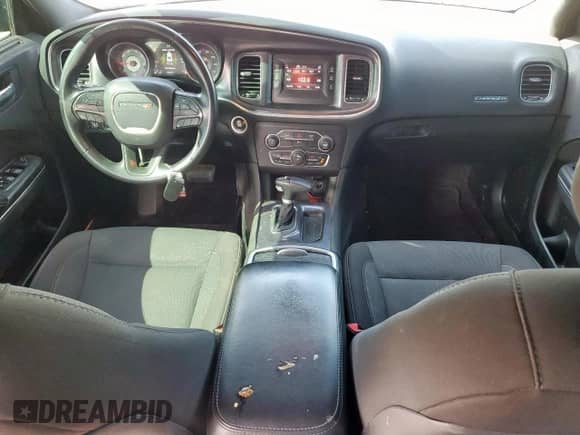 2017 Dodge Charger SE z VIN 2C3CDXBG3HH627890, wystawiony jako Copart lot #70502955 z przebiegiem 147 840 mil mil oraz Szkoda całkowita • Salvage title. Historia ofert i sprzedaży dostępna na DreamBid. Obrazek 8.