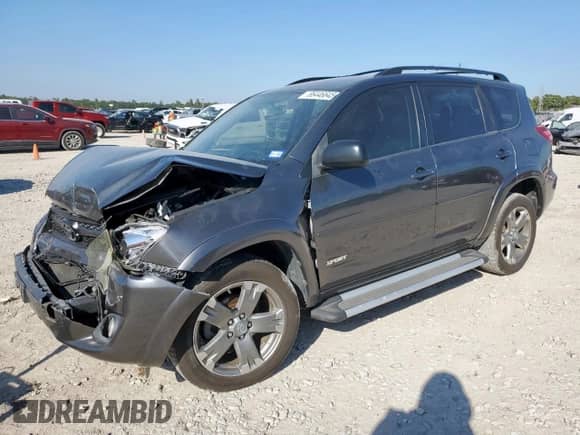 2009 Toyota RAV4 Sport with VIN JTMZK32V195024142, listed as a Copart auction lot 86446645 with 137,021 mi miles and Salvage title. Bid and sale history available at DreamBid. Image 1.