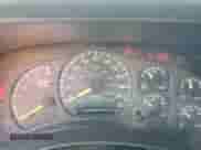 2000 Chevrolet Silverado 1500 LS с VIN 1GCEC14VXYZ191202, выставлен на аукционе Copart как лот 68368605 с пробегом 212 741 миль миль и Списание • Salvage title. История ставок и продаж доступна на DreamBid. Изображение 9.