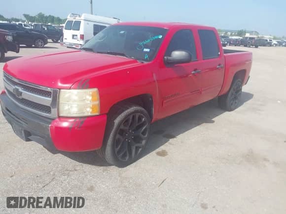 2011 Chevrolet Silverado 1500 LT с VIN 3GCPCSEA7BG118645, выставлен на аукционе IAAI как лот 42615384 с пробегом 214 419 миль миль и . История ставок и продаж доступна на DreamBid. Изображение 2.