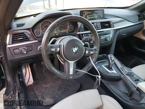2016 BMW 4 Series 435i xDrive с VIN WBA3T7C58G5A38187, выставлен на аукционе Copart как лот 42486675 с пробегом 70 233 миль миль и Списание • Salvage title. История ставок и продаж доступна на DreamBid. Изображение 8.