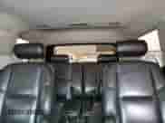 2009 Cadillac Escalade z VIN 1GYFC13269R132428, wystawiony jako Copart lot #42686015 z przebiegiem 149 018 mil mil oraz Szkoda całkowita • Salvage title. Historia ofert i sprzedaży dostępna na DreamBid. Obrazek 10.