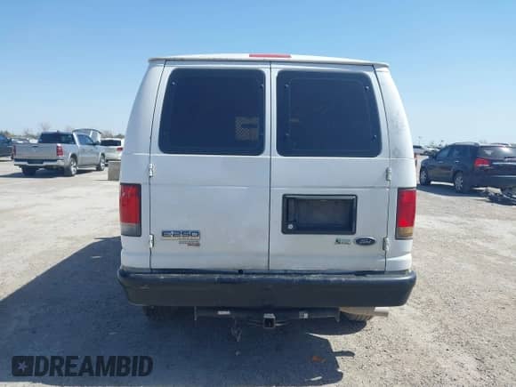 2014 Ford Econoline Cargo Commercial с VIN 1FTNE2EL2EDA96929, выставлен на аукционе IAAI как лот 41820671 с пробегом 191 652 миль миль и . История ставок и продаж доступна на DreamBid. Изображение 16.