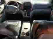 2005 Toyota Sienna XLE z VIN 5TDBA22C85S031753, wystawiony jako Copart lot #82486735 z przebiegiem 212 944 mil mil oraz Czysty tytuł • Clean title. Historia ofert i sprzedaży dostępna na DreamBid. Obrazek 8.