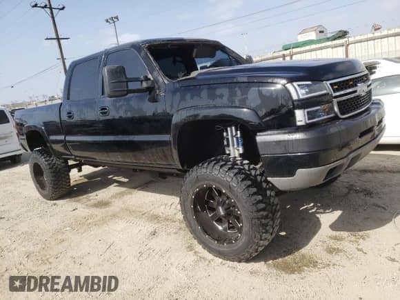 2007 Chevrolet Silverado 1500HD LS с VIN 1GCGK13U97F147681, выставлен на аукционе Copart как лот 58717474 с пробегом 130 462 миль миль и Списание • Salvage title. История ставок и продаж доступна на DreamBid. Изображение 4.