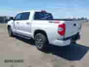 2019 Toyota Tundra SR5 с VIN 5TFAY5F1XKX777791, выставлен на аукционе IAAI как лот 42247734 с пробегом 154 490 миль миль и . История ставок и продаж доступна на DreamBid. Изображение 3.