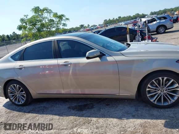 2015 Hyundai Genesis 3.8L с VIN KMHGN4JE1FU033037, выставлен на аукционе IAAI как лот 43267143 с пробегом 156 548 миль миль и . История ставок и продаж доступна на DreamBid. Изображение 13.