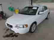 2007 Volvo S60 2.5L Turbo с VIN YV1RH592672614657, выставлен на аукционе IAAI как лот 42438342 с пробегом 105 956 миль миль и . История ставок и продаж доступна на DreamBid. Изображение 2.