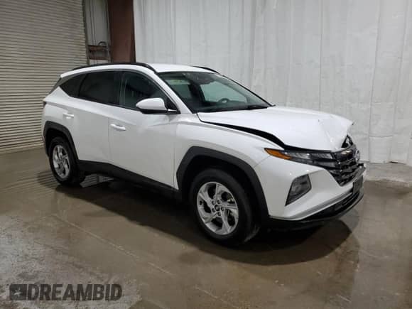 2024 Hyundai Tucson SEL with VIN 5NMJBCDE3RH296778, listed as a Copart auction lot 90328715 with 50,686 mi miles and Clean title. Bid and sale history available at DreamBid. Image 4.