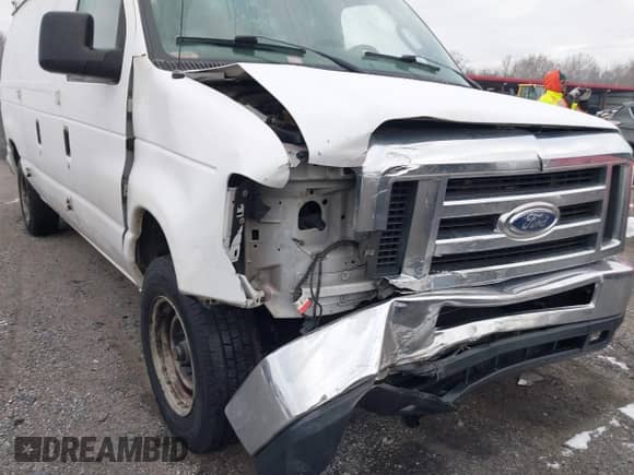 2013 Ford Econoline Cargo Commercial with VIN 1FTNE1EW1DDA21867, listed as a IAAI auction lot 41280581 with 186,166 mi miles and . Bid and sale history available at DreamBid. Image 6.