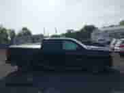 2017 Chevrolet Silverado 1500 LTZ z VIN 3GCUKSEJ0HG321648, wystawiony jako IAAI lot #42701782 z przebiegiem 143 515 mil mil oraz . Historia ofert i sprzedaży dostępna na DreamBid. Obrazek 13.
