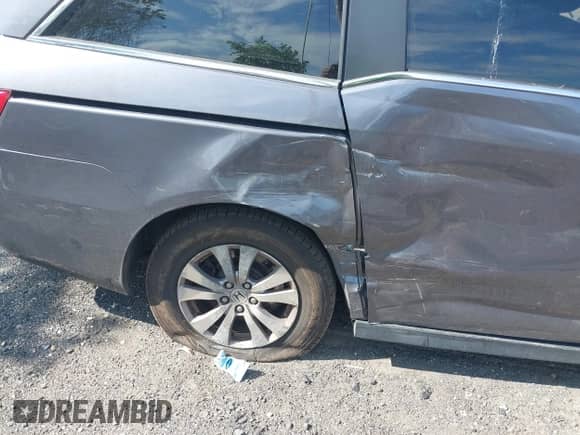 2015 Honda Odyssey EX с VIN 5FNRL5H45FB116811, выставлен на аукционе IAAI как лот 42656270 с пробегом 162 777 миль миль и . История ставок и продаж доступна на DreamBid. Изображение 6.