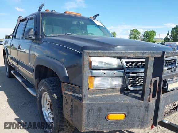 2004 Chevrolet Silverado 2500 LT с VIN 1GCGK23U84F221917, выставлен на аукционе IAAI как лот 42473014 с пробегом 254 686 миль миль и . История ставок и продаж доступна на DreamBid. Изображение 6.
