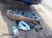 2018 Toyota Tundra SR с VIN 5TFUW5F17JX713466, выставлен на аукционе IAAI как лот 42357423 с пробегом 302 981 миль миль и . История ставок и продаж доступна на DreamBid. Изображение 12.