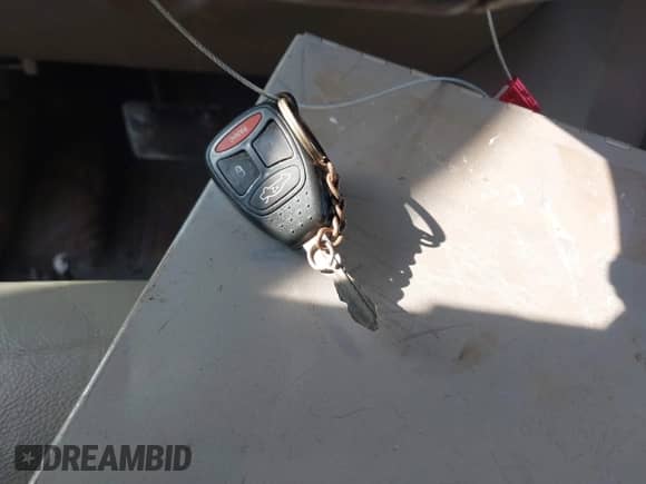 2006 Jeep Commander с VIN 1J8HG48K36C301549, выставлен на аукционе IAAI как лот 42756805 с пробегом 167 865 миль миль и . История ставок и продаж доступна на DreamBid. Изображение 11.