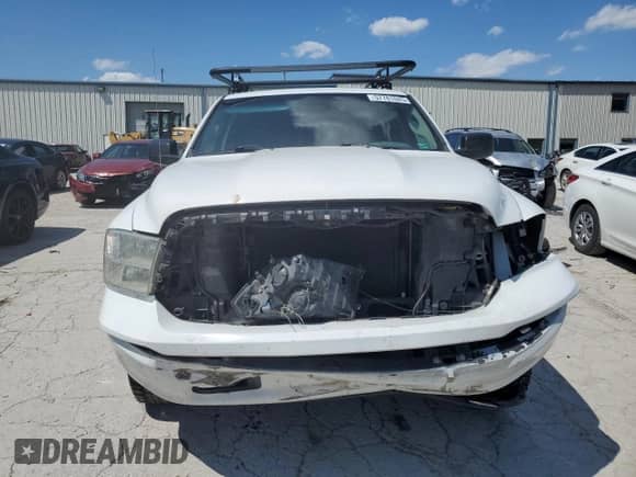 2013 Ram 1500 Tradesman z VIN 1C6RR7FP6DS645313, wystawiony jako Copart lot #57781625 z przebiegiem 299 001 mil mil oraz Szkoda całkowita • Salvage title. Historia ofert i sprzedaży dostępna na DreamBid. Obrazek 5.