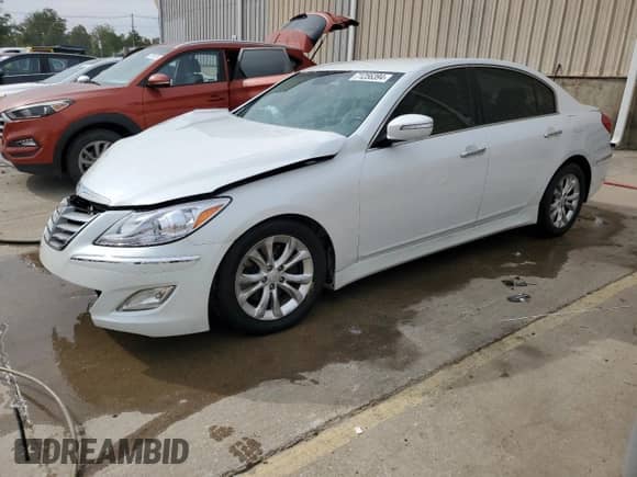 2013 Hyundai Genesis 3.8L with VIN KMHGC4DD0DU209260, listed as a Copart auction lot 71256394 with Not provided miles and Non repairable. Bid and sale history available at DreamBid. Image 1.